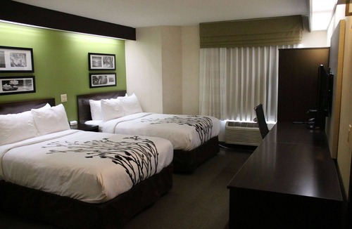 Lake Bluff Hotel | Sleep Inn near Great Lakes Naval Base