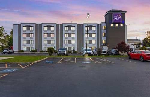 Lansing Hotel | Sleep Inn near I-80 and I-94