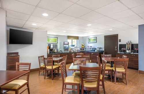 State College Hotel | Sleep Inn State College near Penn State