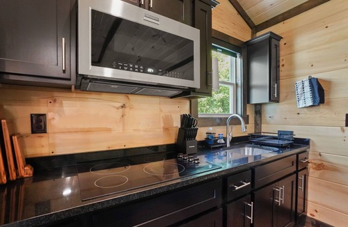 Somerset Cabin | Small Batch Retreat
