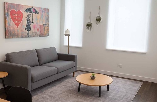 Near South Side Apartment | Smart Simple and Spacious 4BR Apt State 203