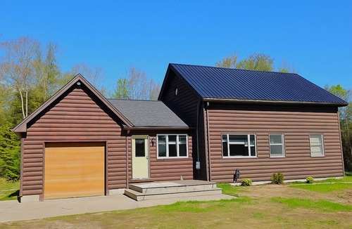 Brighton Cabin | Snowmobile getaway in Island Pond with VAST trail access