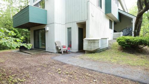 Waterville Valley House | Snowsbrook 5 Waterville Valley Pet Friendly Waterville Valley