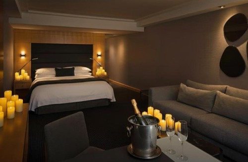 Toronto Entertainment District Hotel | SoHo Hotel Toronto