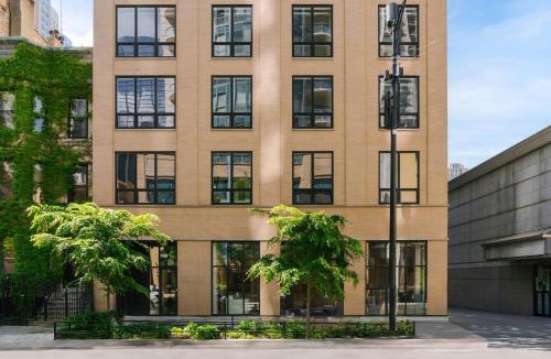 Near North Side Apartment | Sonder by Marriott Bonvoy The Opal Apartments River North