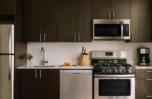 South Loop Apartment | Sonder South Wabash | One-Bedroom Apartment