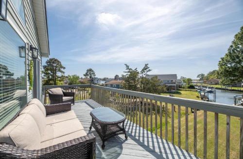 Colington Harbour House | Sound Waves - Colington Harbor, Canalfront w/Access, Pets OK, Community Pool, YR Flex Stays