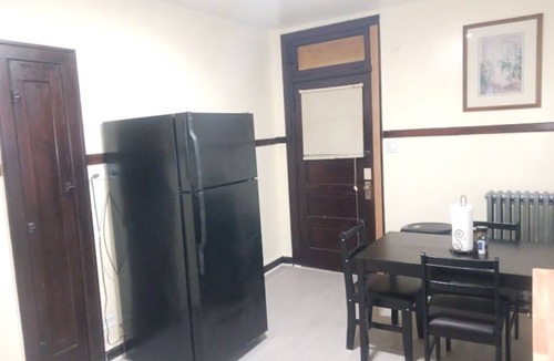South Chicago Apartment | South Chicago Community Immersion in 2 Bedroom Apt
