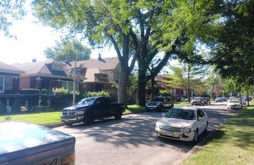 South Chicago Apartment | South Chicago Community Immersion in 2 Bedroom Apt