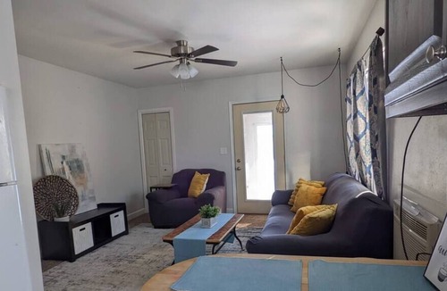 Rock Island House | South Rm - Ideal Space 4 Traveling Professionals!