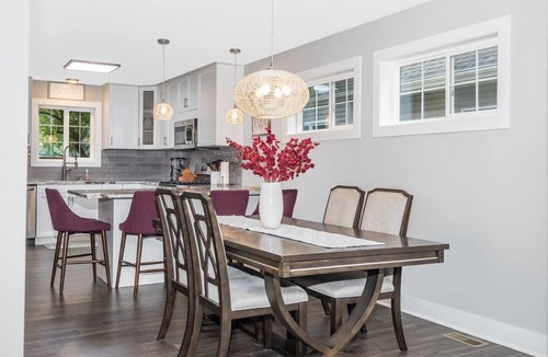 Geneva House | Spacious 4-bedroom vacation home just 1 mile walk to Town and River!