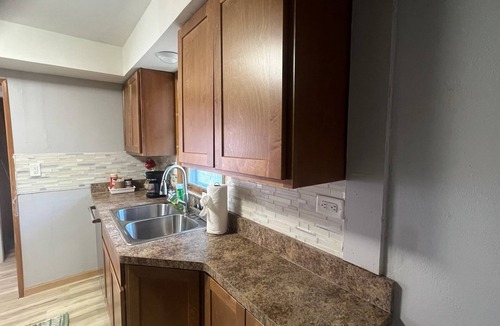 Waukegan House | Spacious 5-bedroom house near Great Lakes Naval Base!