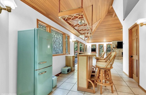 St. Charles House | Spacious 5bedroom house with Pool ,Pool house and jacuzzi in awesome St. Charles