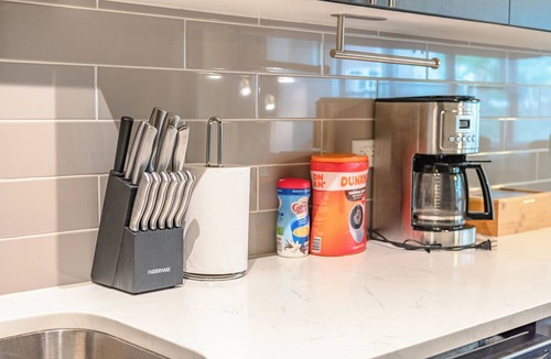 Prairie District Apartment | Spacious and luxurious apartment/sleeps 10 and with optional parking