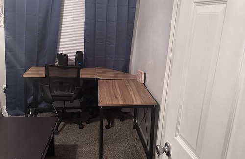 White Rock Hills Apartment | Spacious and secluded 1BR