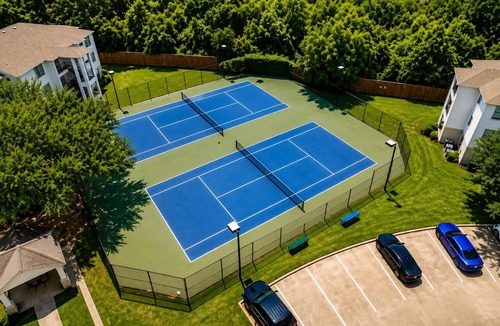 Pleasant Valley Apartment | Spacious Austin 3BR Home · Workspace · Sleeps 10 · 10min to UT