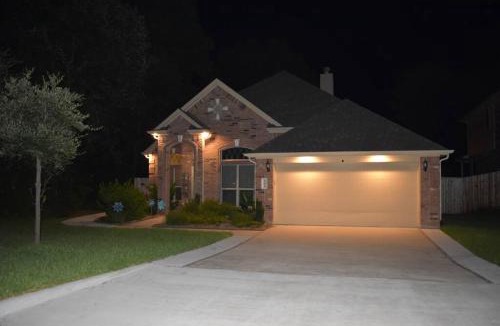 Walden on Lake Conroe House | Spacious Conroe Home around 4 miles to the Lake