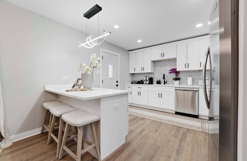 Hanover Park House | Spacious Family Getaway | LCP Collection