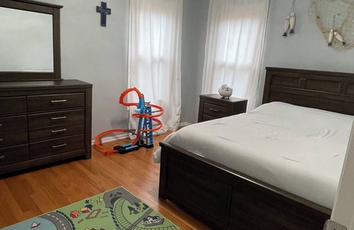 Vernon Hills House | Spacious Family Retreat 4BR/3.5BA