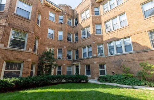 Ravenswood House | 🌟Spacious|Inviting 2BR Heart of Lively Lincoln Sq🌟