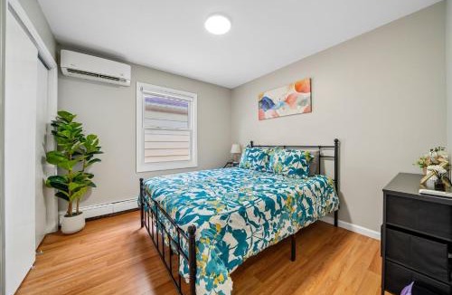 West Side Apartment | Spacious Modern 3BR2BA Free Parking Near NYC