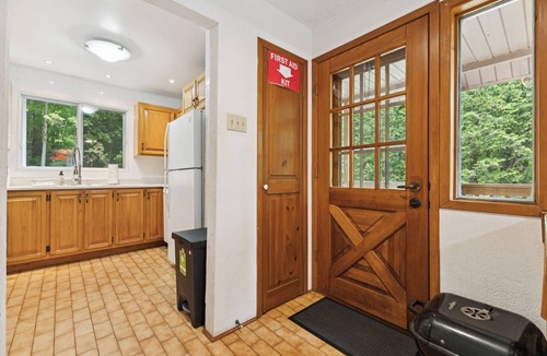 Argenteuil Regional County Municipality Ski Chalet | Spacious modern chalet with private heated in-ground pool