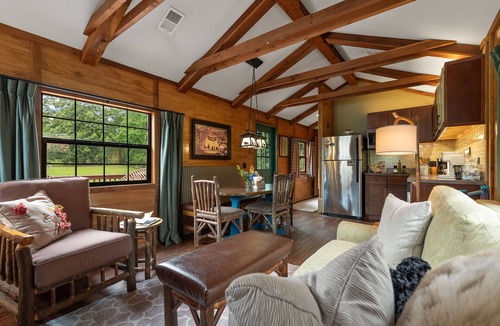 Greer House | Spacious Multi-Home Estate, Sleeps 29, Reunion & Event Friendly