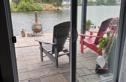 South Glengarry House | Spacious two level property on St.Lawrence river