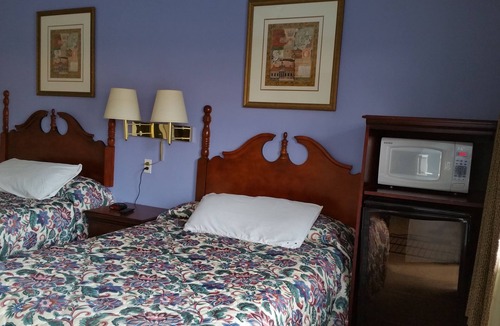 Shelbyville Hotel | Spillway Motel