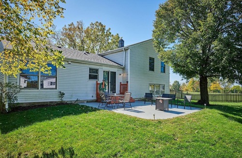 Plato Center House | Sprawling Private Pond View Home