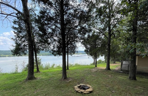 Golconda House | Standard Suite - Bungalow overlooking the River