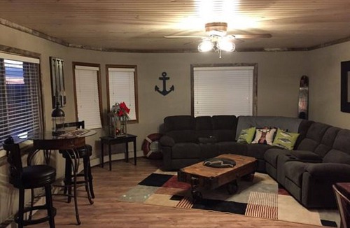 La Salle Condo | Starved Rock Country Loft in Historic Downtown LaSalle ~ Great View Of River