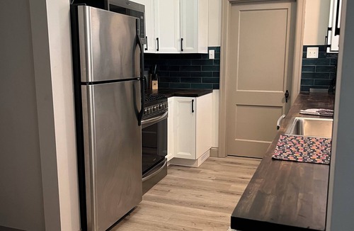 Litchfield House | State Street House; 3-br house; PETS WELCOME; Litchfield