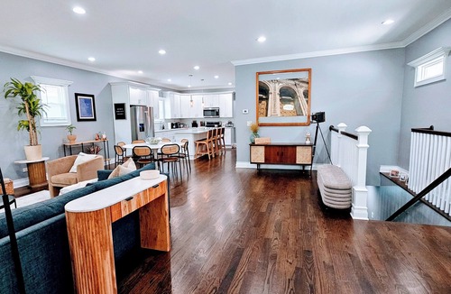 South Shore House | Stay Inn South Shore- Pool Table, Arcade, Sleeps 10, Pet Friendly