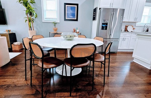 South Shore House | Stay Inn South Shore- Pool Table, Arcade, Sleeps 10, Pet Friendly