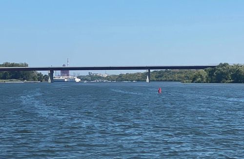 Will County Boat Rental | Stay on Pure Pleasure.