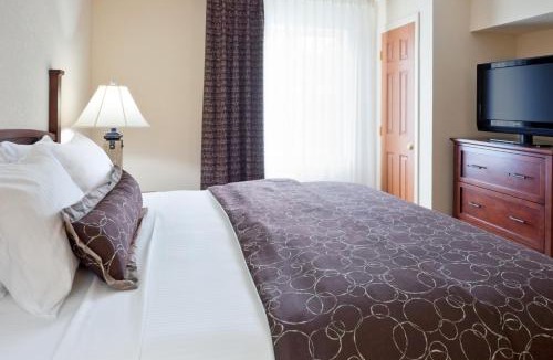 Royersford Hotel | Staybridge Suites - Philadelphia Valley Forge 422 by IHG