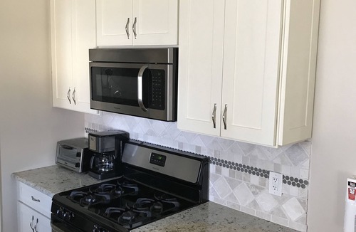 Ortley Beach House | STEPS TO BEACH- BACK UNIT 3 BR,1 BA, BEACH BDG, CLEAN 1 LEVEL, PRIVATE BACKYARD