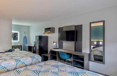Tougaloo Hotel | Studio 6 Jackson Mississippi I 55