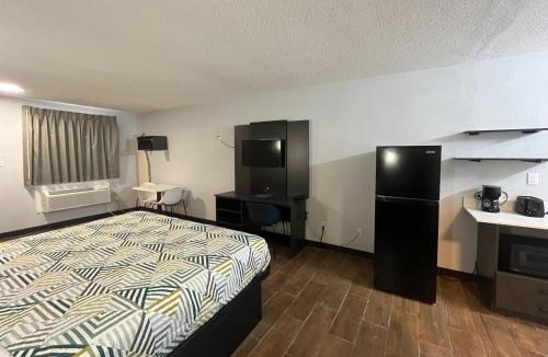 Hurricane Hotel | Studio 6 Suites Hurricane, WV