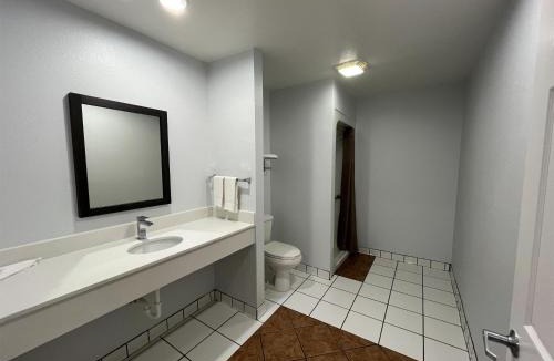 Urbana Hotel | Studio 6 Suites Urbana, IL
