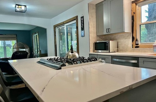 Village of Lakewood House | Stunning 12-person Home ~Game Room~Pet Friendly