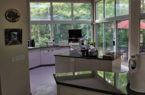 Bannockburn House | Stunning 4-bedroom house combines comfort, elegance, and is pet-friendly