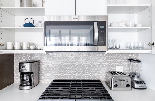 South Loop Apartment | Stunning South Loop 1BR w/Pool + Gym near Michigan Avenue by Blueground