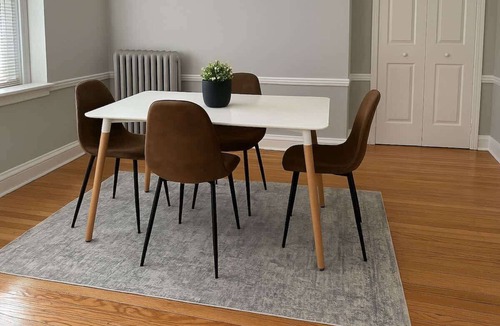 Old Irving Park Apartment | Stylish 1BR Stay in Irving Vibes