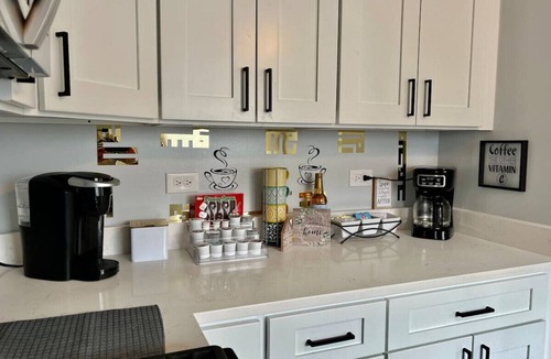 Crystal Lake House | Stylish Home for 12~Games Room~Pet Friendly