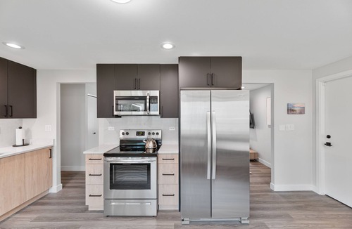 Wasco House | Suburban FAB
