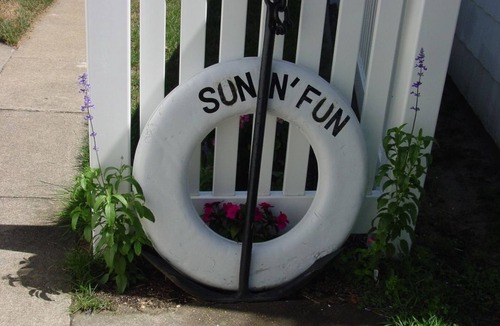 Noyack House | SUMMER AUGUST & SEPTEMBER PRIVATE BEACH ON NOYAC BAY SAG HARBOR SPECTACULAR!