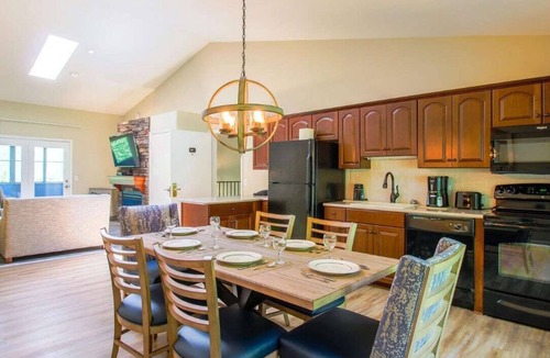 McGaheysville Resort | Summit Mountainviews with resort access
