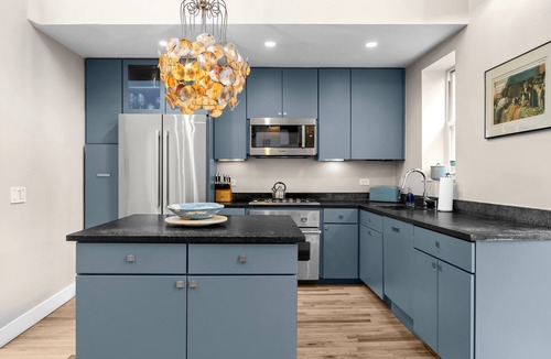 Boerum Hill Apartment | Sunlit 3BR BoCoCa Duplex w/Roof Deck